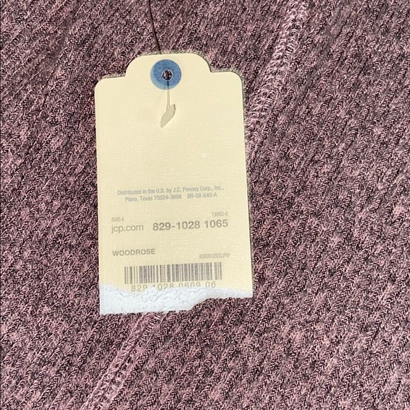 Long Sleeve turtle neck - Picture 3 of 3